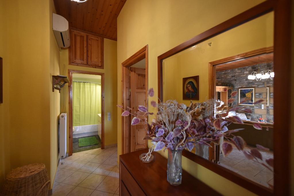 Villa Onar A Stone House With Amazing View Stoúpa Exterior foto