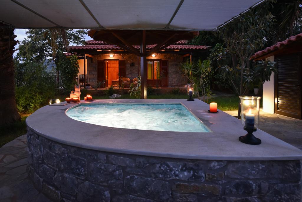 Villa Onar A Stone House With Amazing View Stoúpa Exterior foto
