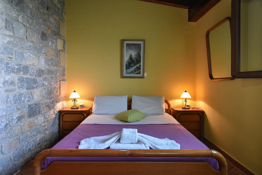 Villa Onar A Stone House With Amazing View Stoúpa Exterior foto